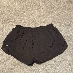 Lululemon Hotty Hot shorts size 4